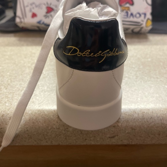 - Dolce and Gabbana white leather Portofino sneakers - Picture 8 of 11